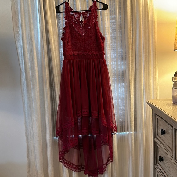 Dark pink high-low lace dress - Picture 1 of 7